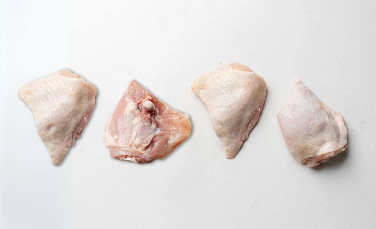 Organically-Fed Chicken Thighs (4 ct)